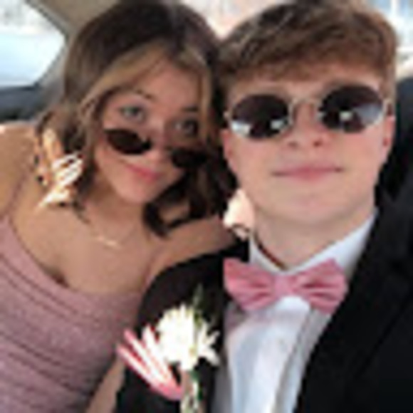 Meet your Posher, Tatum - Picture 1 of 1